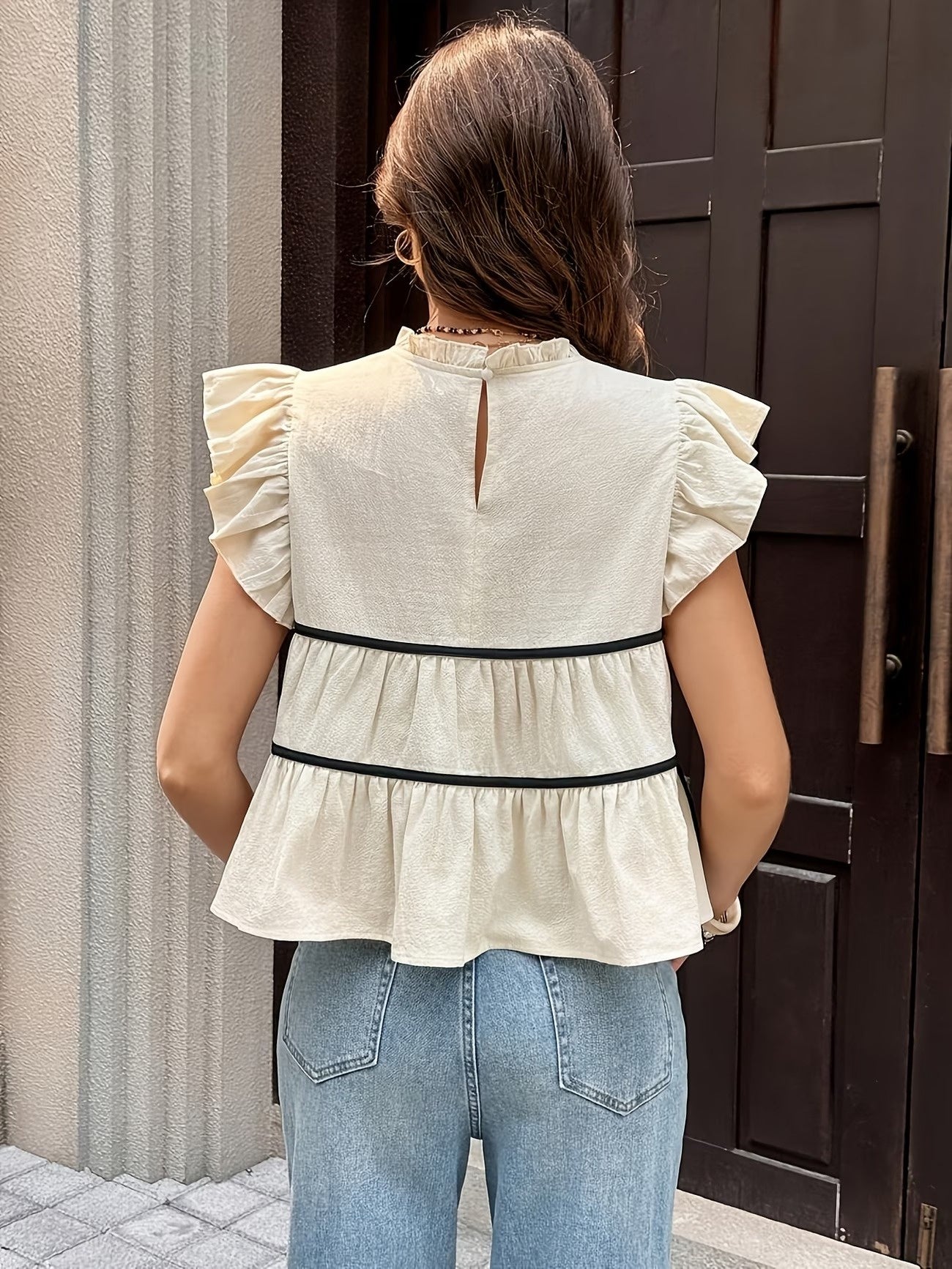 Women's Ruffle Trim Sleeveless Blouse
